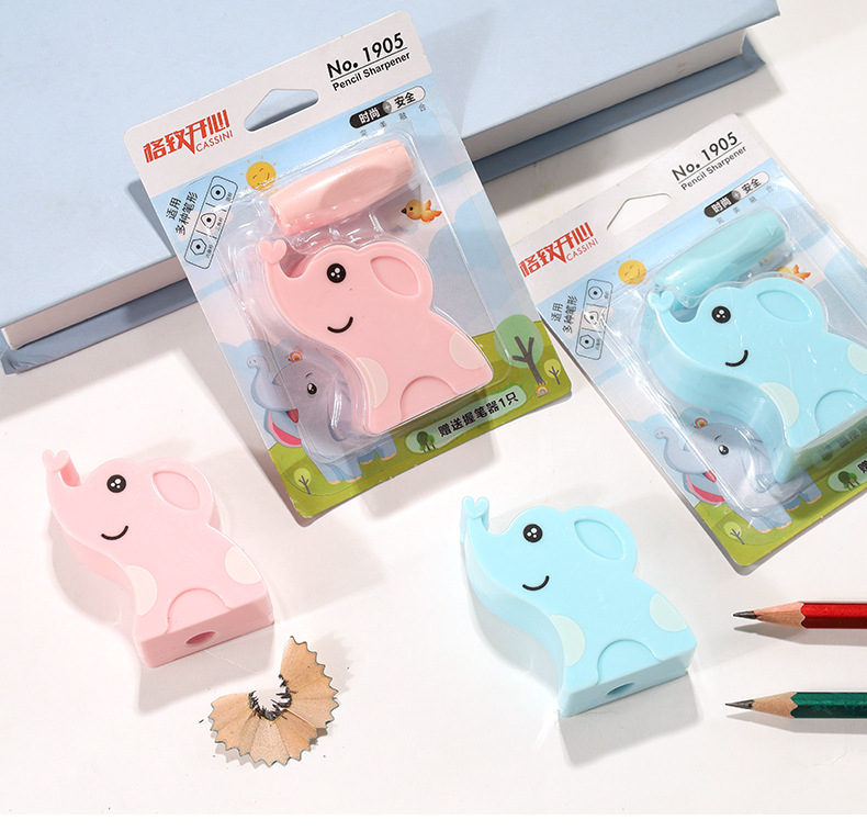 1pc Mini cartoon baby elephant pencil sharpener cute three-dimensional drawing pencil sharpener for primary school students